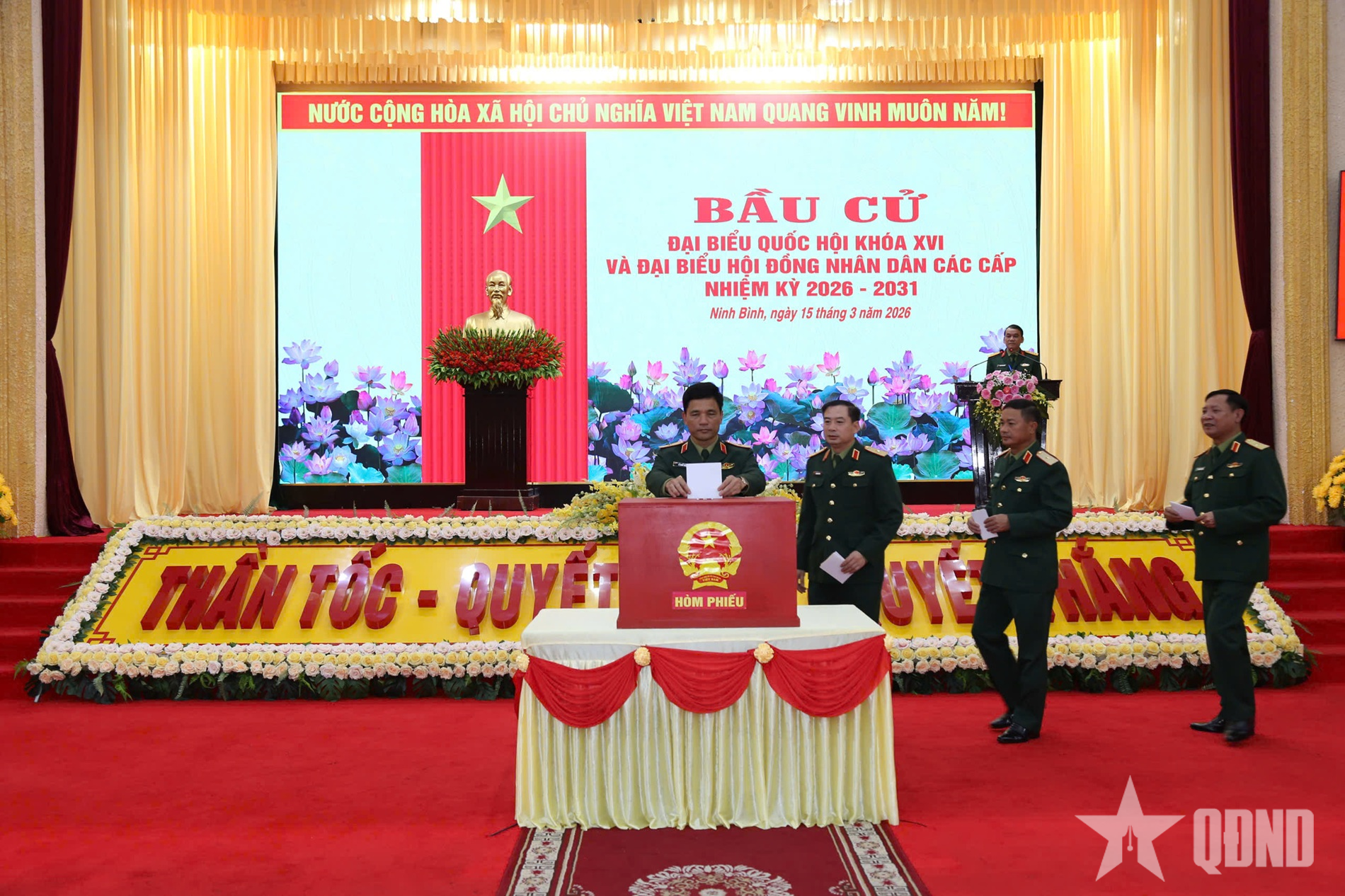 Cử tri Quân đoàn 12 tham gia bầu cử với trách nhiệm cao